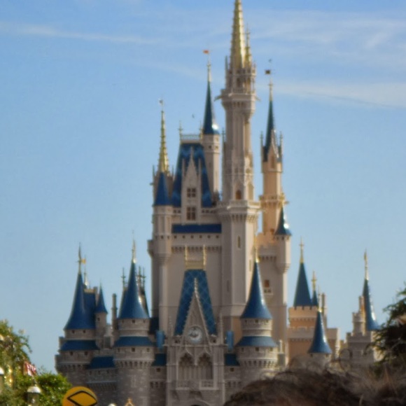 Meet your Posher, Christine - Picture 1 of 1